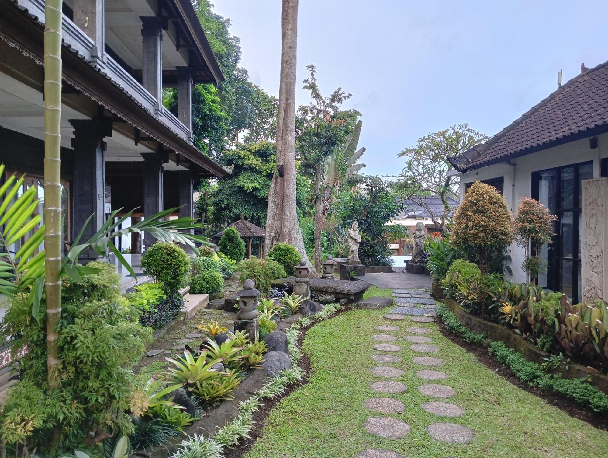 Liyer Spirit House Otel Ubud Dış mekan fotoğraf